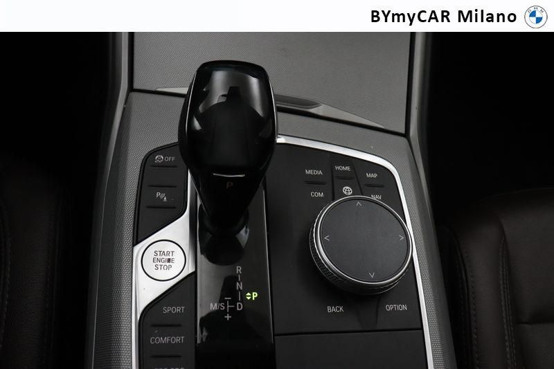 BMW Serie 3 320d mhev 48V xdrive Business Advantage auto https://cdn.bymycar.eu/it-bo/assets/images/vehicles/vo/5149/BMW-SERIE-3-G20-2019-BERLINA-jpg-12.jpg