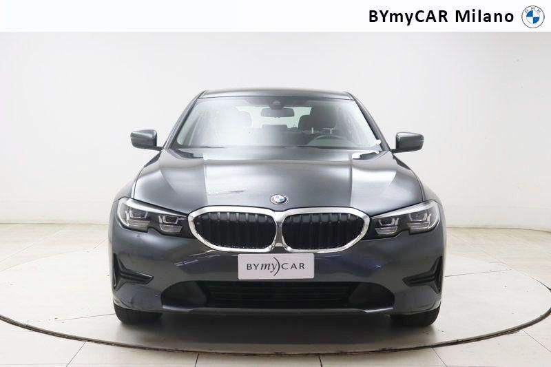 BMW Serie 3 320d mhev 48V xdrive Business Advantage auto https://cdn.bymycar.eu/it-bo/assets/images/vehicles/vo/5149/BMW-SERIE-3-G20-2019-BERLINA-jpg-5.jpg