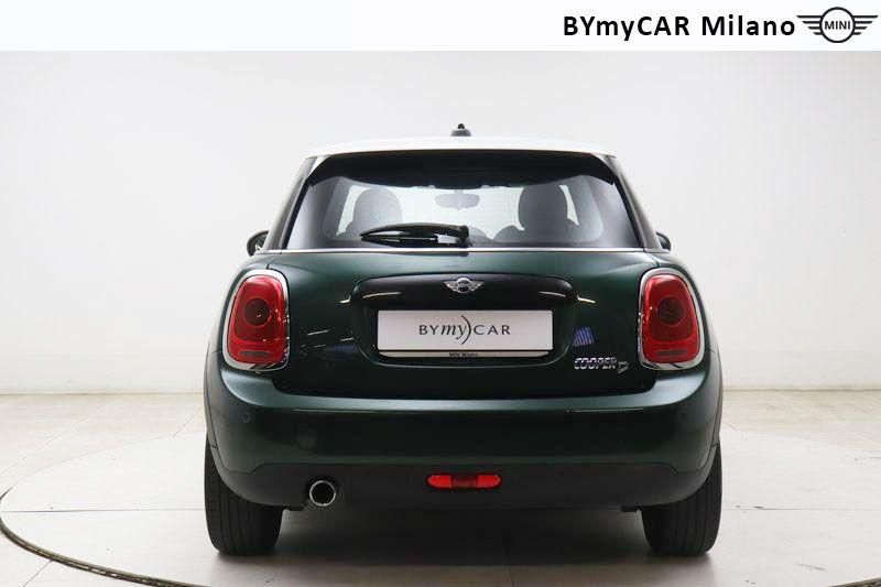Mini Mini Mini 1.5 Cooper D Business XL 5p auto https://cdn.bymycar.eu/it-bo/assets/images/vehicles/vo/5150/MINI-MINI-IV-F55-F56-2014-jpg-16.jpg
