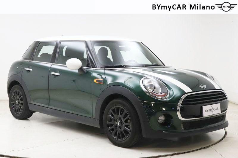 Mini Mini Mini 1.5 Cooper D Business XL 5p auto https://cdn.bymycar.eu/it-bo/assets/images/vehicles/vo/5150/MINI-MINI-IV-F55-F56-2014-jpg-5.jpg