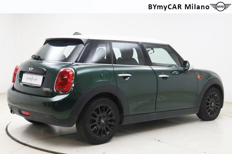 Mini Mini Mini 1.5 Cooper D Business XL 5p auto https://cdn.bymycar.eu/it-bo/assets/images/vehicles/vo/5150/MINI-MINI-IV-F55-F56-2014-jpg-7.jpg