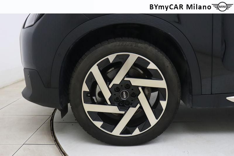 Mini Countryman Mini Countryman 1.5 48V C Favoured auto https://cdn.bymycar.eu/it-bo/assets/images/vehicles/vo/5151/MINI-MINI-COUNTRYMAN-U25-jpg-9.jpg