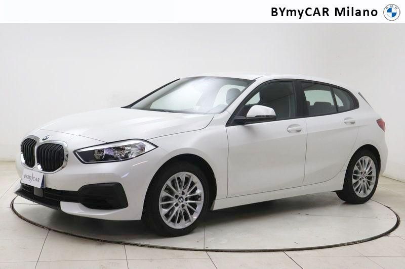 BMW Serie 1 118i Business Advantage 140cv auto https://cdn.bymycar.eu/it-bo/assets/images/vehicles/vo/5153/BMW-SERIE-1-F40-jpg-0.jpg