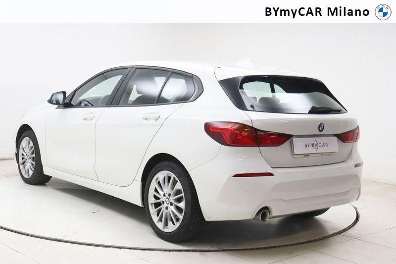 BMW Serie 1 118i Business Advantage 140cv auto https://cdn.bymycar.eu/it-bo/assets/images/vehicles/vo/5153/BMW-SERIE-1-F40-jpg-14.jpg