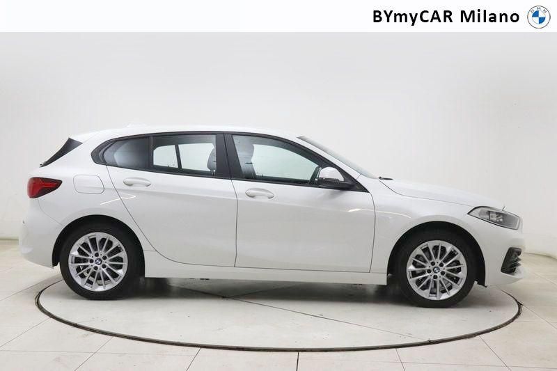 BMW Serie 1 118i Business Advantage 140cv auto https://cdn.bymycar.eu/it-bo/assets/images/vehicles/vo/5153/BMW-SERIE-1-F40-jpg-6.jpg