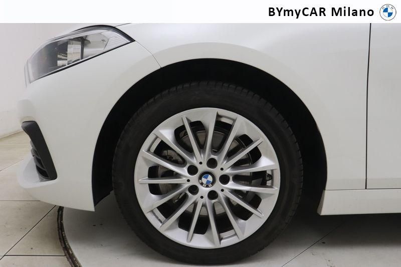 BMW Serie 1 118i Business Advantage 140cv auto https://cdn.bymycar.eu/it-bo/assets/images/vehicles/vo/5153/BMW-SERIE-1-F40-jpg-9.jpg
