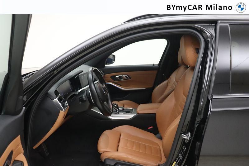 BMW Serie 3 330e Touring xdrive Msport auto https://cdn.bymycar.eu/it-bo/assets/images/vehicles/vo/5159/BMW-SERIE-3-G21-2019-TOURING-jpg-11.jpg
