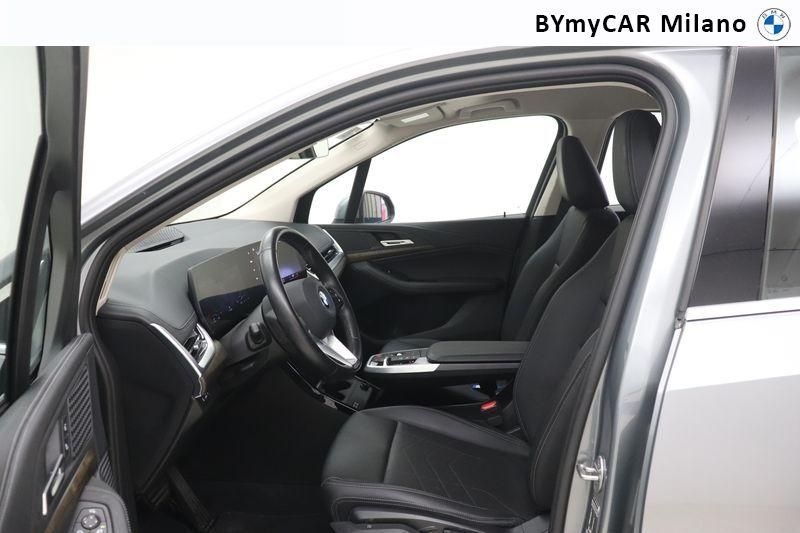 BMW Serie 2 218d Active Tourer Luxury auto https://cdn.bymycar.eu/it-bo/assets/images/vehicles/vo/5168/BMW-SERIE-2-U06-ACTIVE-TOURER-jpg-9.jpg