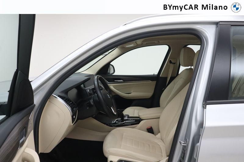 BMW X3 X3 xdrive30d mhev 48V 249cv auto https://cdn.bymycar.eu/it-bo/assets/images/vehicles/vo/5172/BMW-X3-G01-2017-jpg-11.jpg