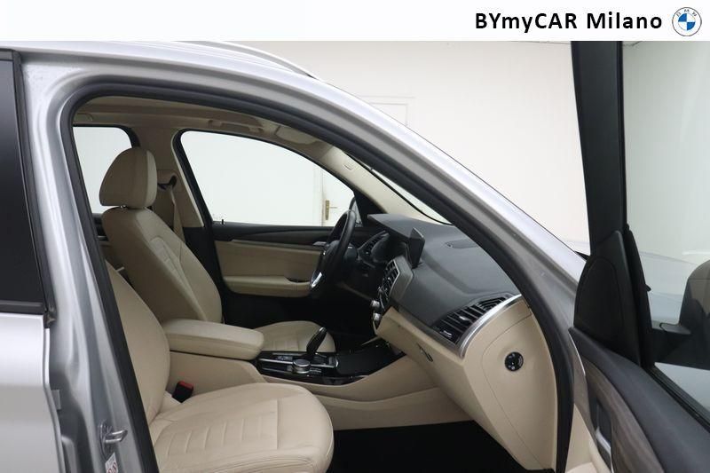 BMW X3 X3 xdrive30d mhev 48V 249cv auto https://cdn.bymycar.eu/it-bo/assets/images/vehicles/vo/5172/BMW-X3-G01-2017-jpg-9.jpg