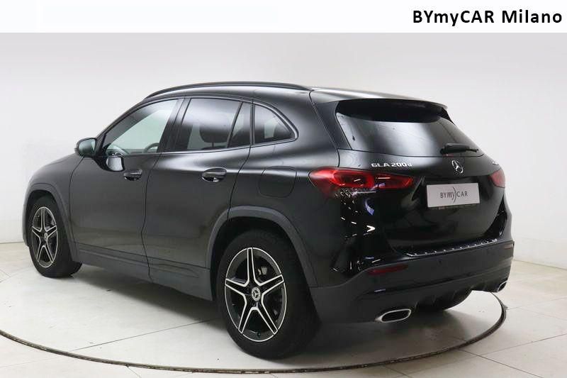 Mercedes GLA GLA 200 d Premium 4matic auto https://cdn.bymycar.eu/it-bo/assets/images/vehicles/vo/5174/MERCEDES-GLA-H247-2020-jpg-14.jpg
