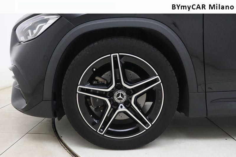 Mercedes GLA GLA 200 d Premium 4matic auto https://cdn.bymycar.eu/it-bo/assets/images/vehicles/vo/5174/MERCEDES-GLA-H247-2020-jpg-9.jpg
