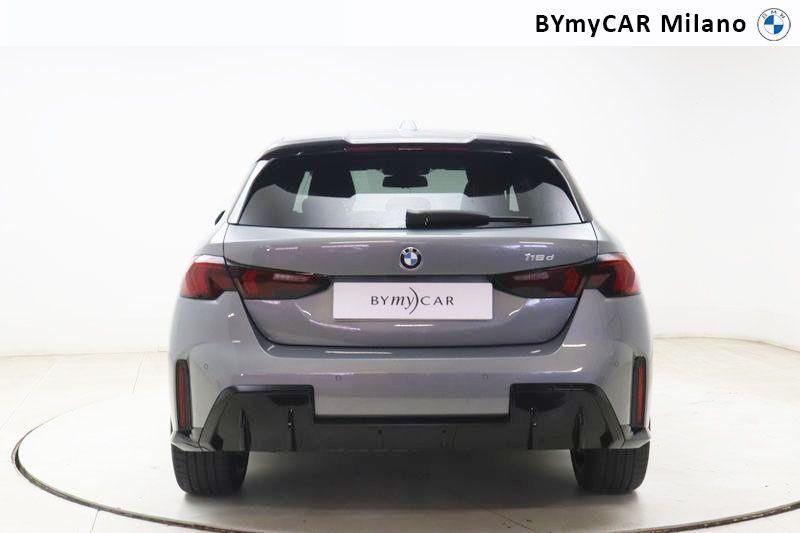 BMW Serie 1 118d MSport Pro auto https://cdn.bymycar.eu/it-bo/assets/images/vehicles/vo/5202/BMW-SERIE-1-F70-jpg-3.jpg