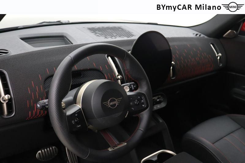 Mini Countryman Mini Countryman 2.0 John Cooper Works JCW all4 auto https://cdn.bymycar.eu/it-bo/assets/images/vehicles/vo/5205/MINI-MINI-COUNTRYMAN-U25-jpg-10.jpg