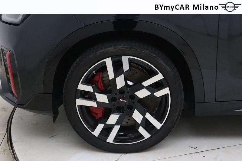 Mini Countryman Mini Countryman 2.0 John Cooper Works JCW all4 auto https://cdn.bymycar.eu/it-bo/assets/images/vehicles/vo/5205/MINI-MINI-COUNTRYMAN-U25-jpg-9.jpg