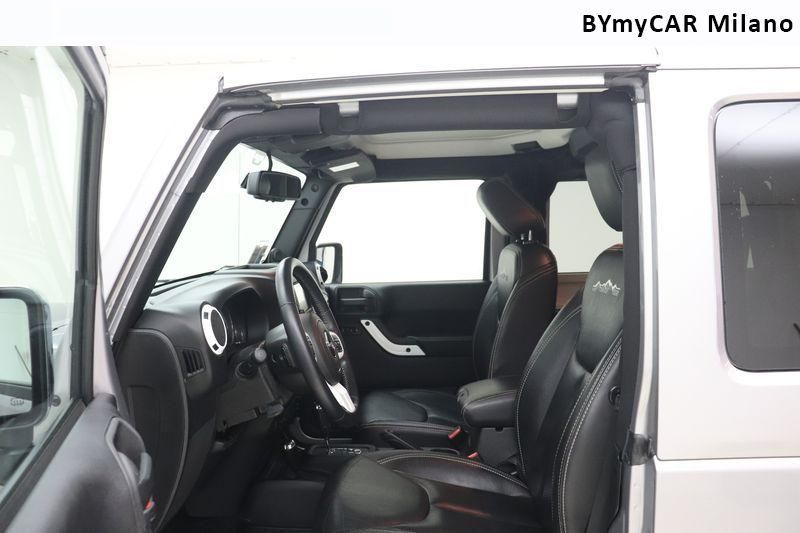 Jeep Wrangler Wrangler 2.8 crd Sport auto E5+ https://cdn.bymycar.eu/it-bo/assets/images/vehicles/vo/5210/JEEP-WRANGLER-III-2011-jpg-11.jpg