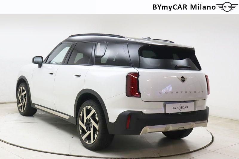 Mini Countryman Mini Countryman 1.5 48V C Favoured auto https://cdn.bymycar.eu/it-bo/assets/images/vehicles/vo/5211/MINI-MINI-COUNTRYMAN-U25-jpg-1.jpg