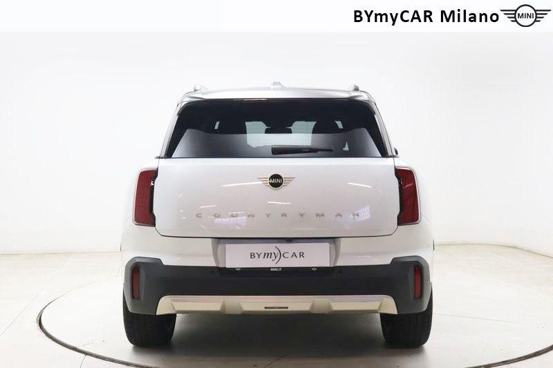 Mini Countryman Mini Countryman 1.5 48V C Favoured auto https://cdn.bymycar.eu/it-bo/assets/images/vehicles/vo/5211/MINI-MINI-COUNTRYMAN-U25-jpg-3.jpg
