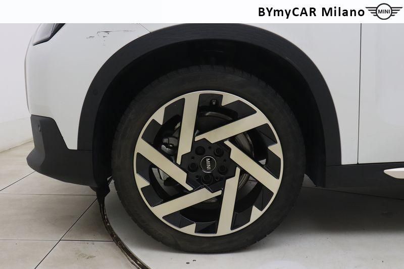Mini Countryman Mini Countryman 1.5 48V C Favoured auto https://cdn.bymycar.eu/it-bo/assets/images/vehicles/vo/5211/MINI-MINI-COUNTRYMAN-U25-jpg-9.jpg