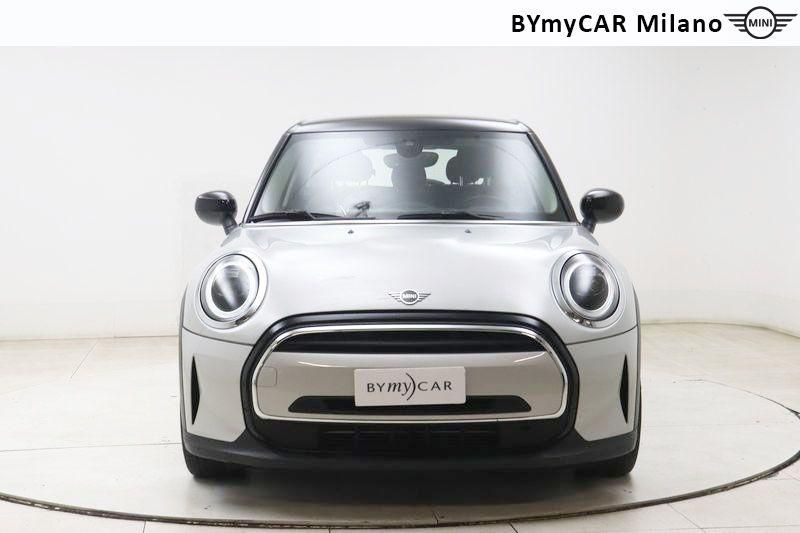 Mini Mini Mini 5p 1.5 Cooper Classic https://cdn.bymycar.eu/it-bo/assets/images/vehicles/vo/5212/MINI-MINI-IV-F55-2021-5P-jpg-4.jpg