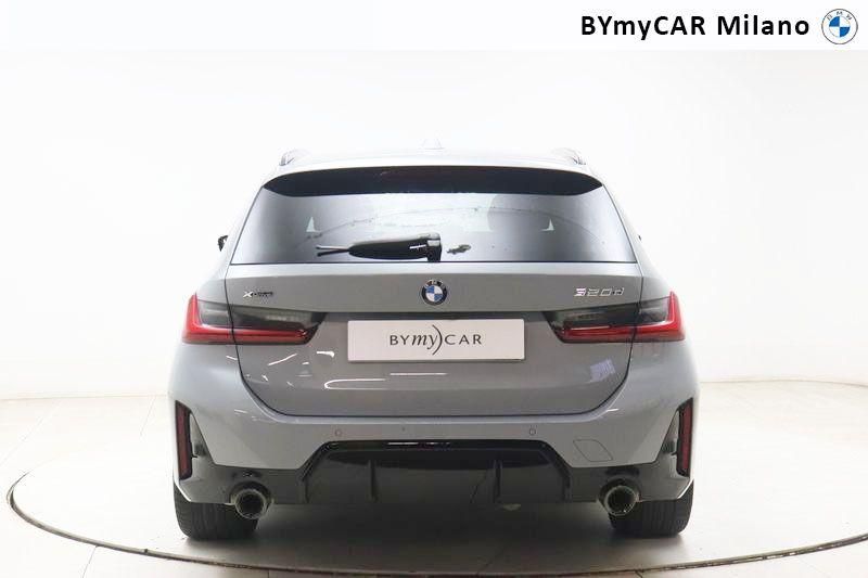 BMW Serie 3 320d Touring mhev 48V xdrive MSport auto https://cdn.bymycar.eu/it-bo/assets/images/vehicles/vo/5217/BMW-SERIE-3-G21-2022-TOURING-jpg-3.jpg