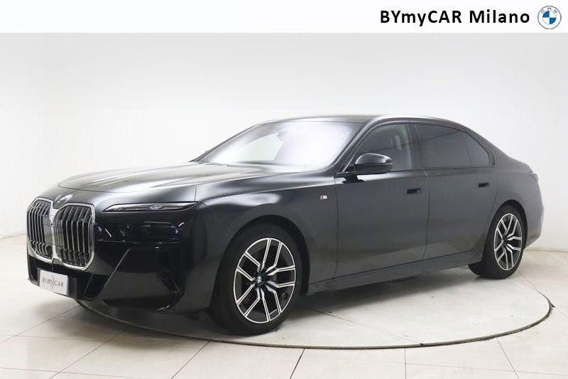 BMW Serie 7 740d mhev xdrive MSport auto https://cdn.bymycar.eu/it-bo/assets/images/vehicles/vo/5218/BMW-SERIE-7-G70-jpg-0.jpg