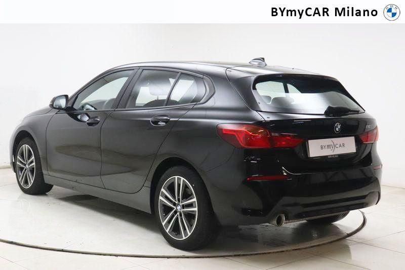 BMW Serie 1 118i Business Advantage 140cv https://cdn.bymycar.eu/it-bo/assets/images/vehicles/vo/5220/BMW-SERIE-1-F40-jpg-14.jpg