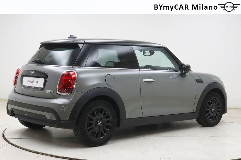 Mini Mini Mini 3p 1.5 Cooper Classic auto https://cdn.bymycar.eu/it-bo/assets/images/vehicles/vo/5244/MINI-MINI-IV-F56-2021-3P-jpg-7.jpg