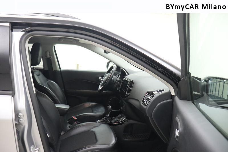 Jeep Compass Compass 2.0 mjt Limited 4wd 170cv auto https://cdn.bymycar.eu/it-bo/assets/images/vehicles/vo/5246/JEEP-COMPASS-II-2017-jpg-8.jpg