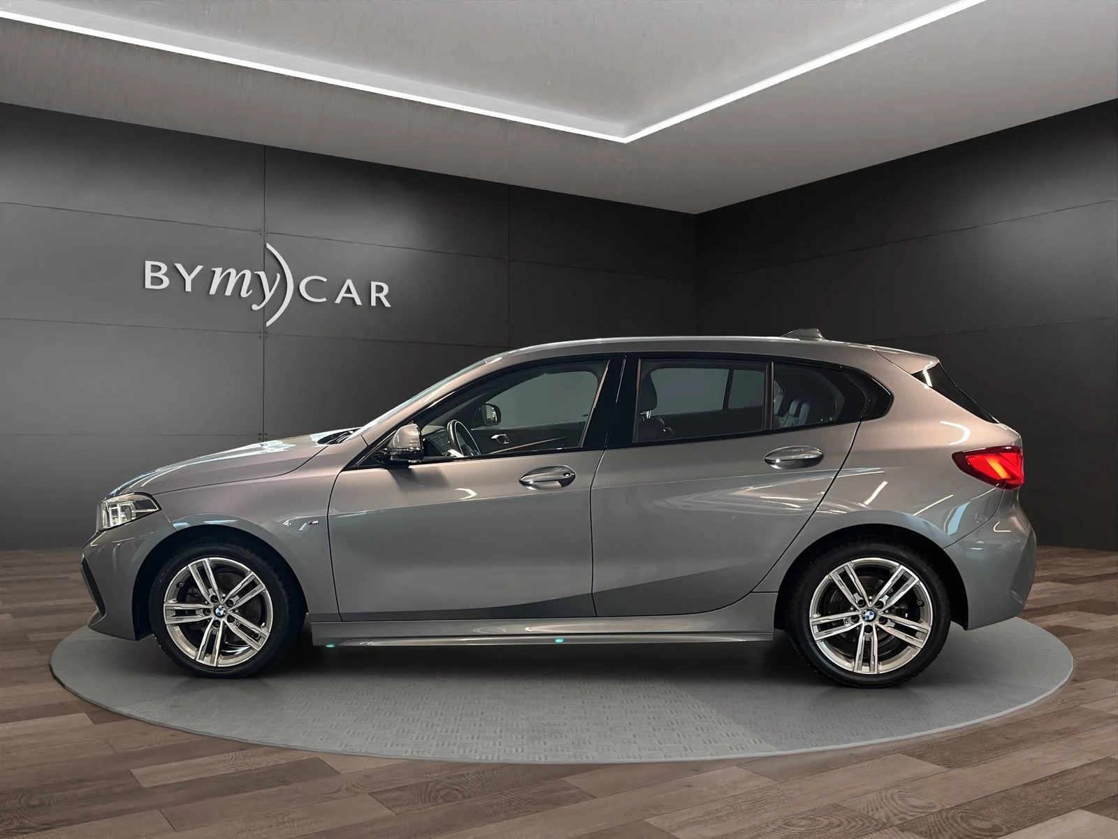 1 SERIES  3