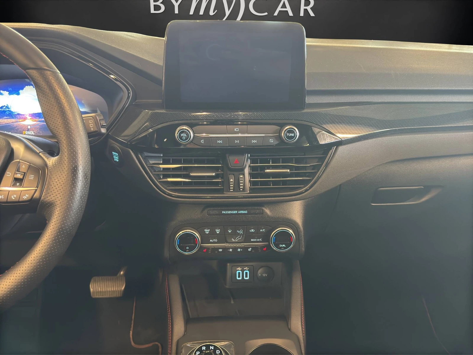 KUGA  6