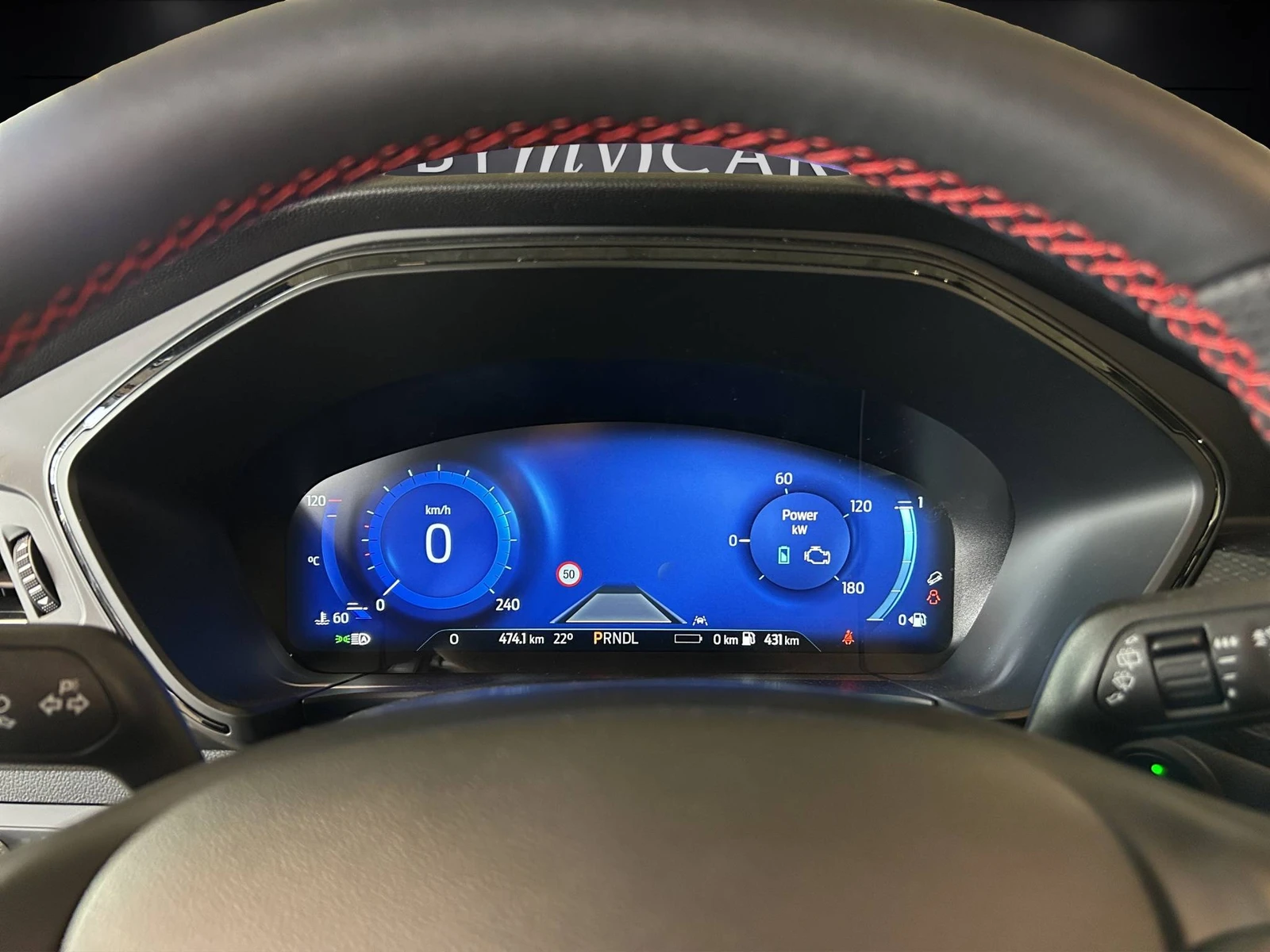 KUGA  17