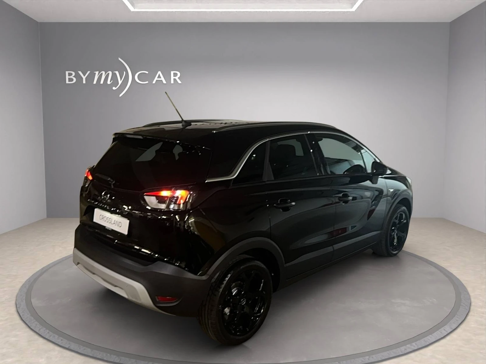 CROSSLAND X  3