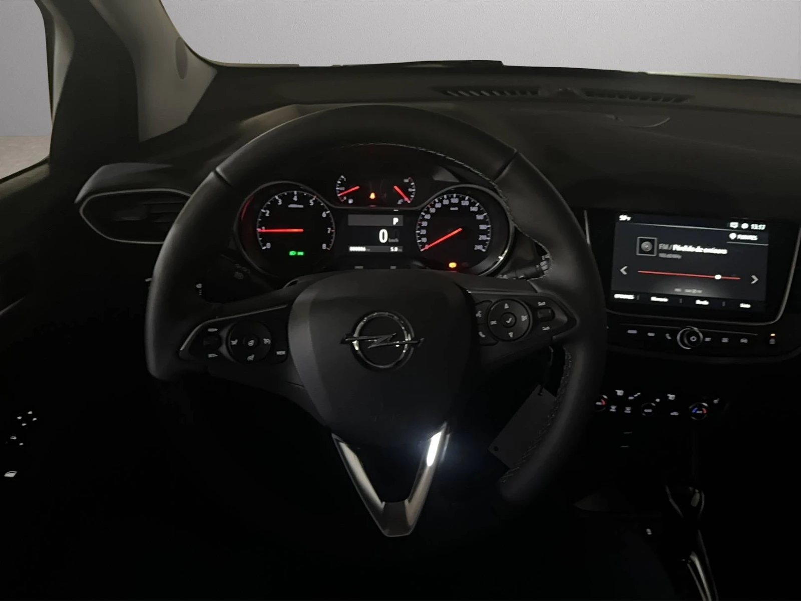 CROSSLAND X  8