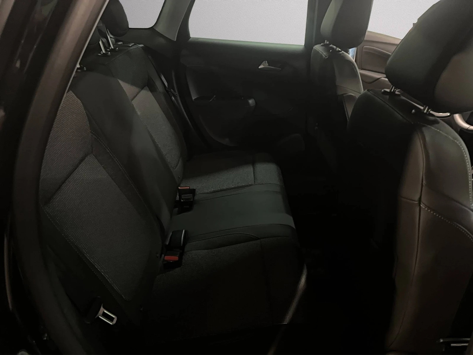 CROSSLAND X  20