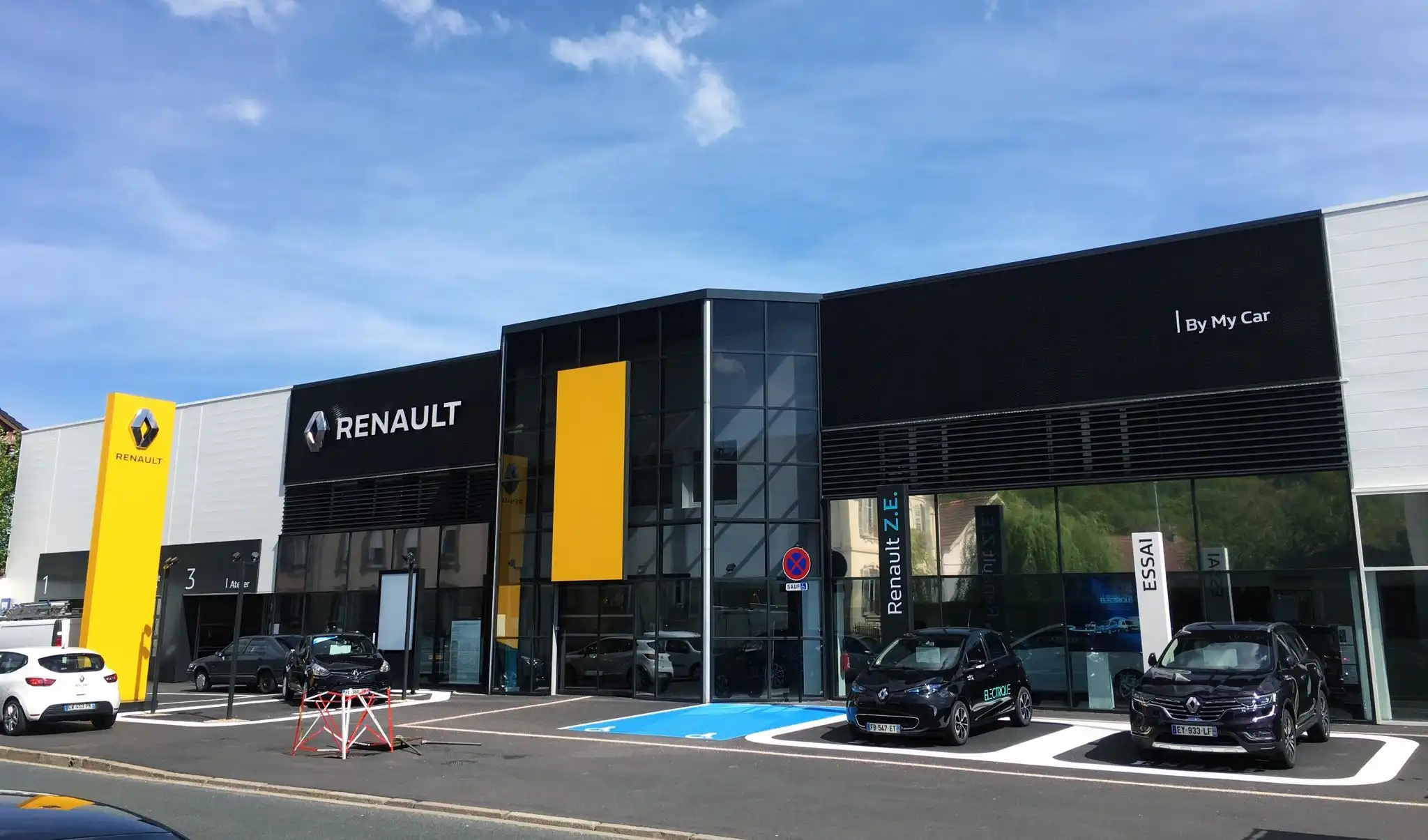 RENAULT SAINT-DIE BYmyCAR RENAULT SAINT-DIE BYmyCAR
