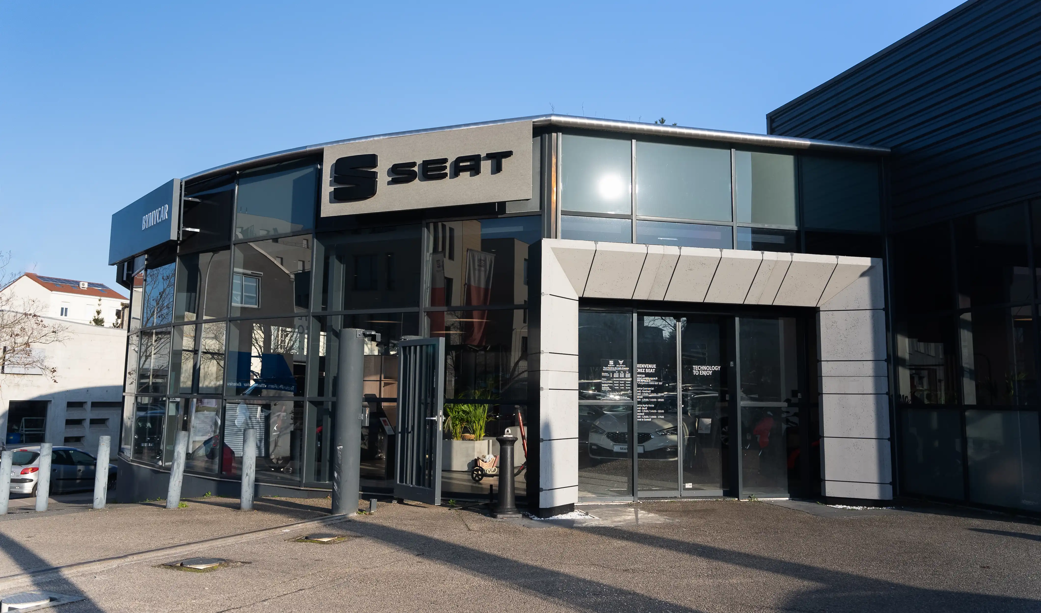 SEAT BYmyCAR Lyon Vaise SEAT BYmyCAR Lyon Vaise