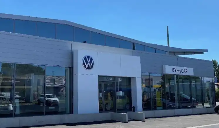 VOLKSWAGEN Utilitaires BYmyCAR Lyon Est VOLKSWAGEN Utilitaires BYmyCAR Lyon Est