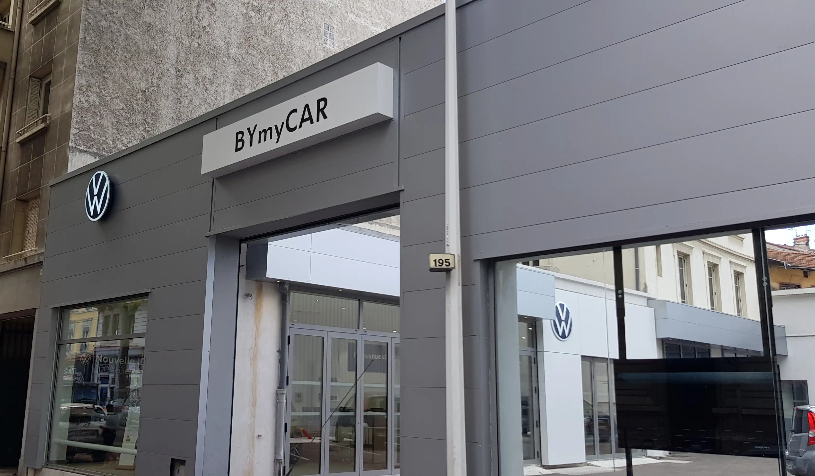 VOLKSWAGEN BYmyCAR Lyon VOLKSWAGEN BYmyCAR Lyon