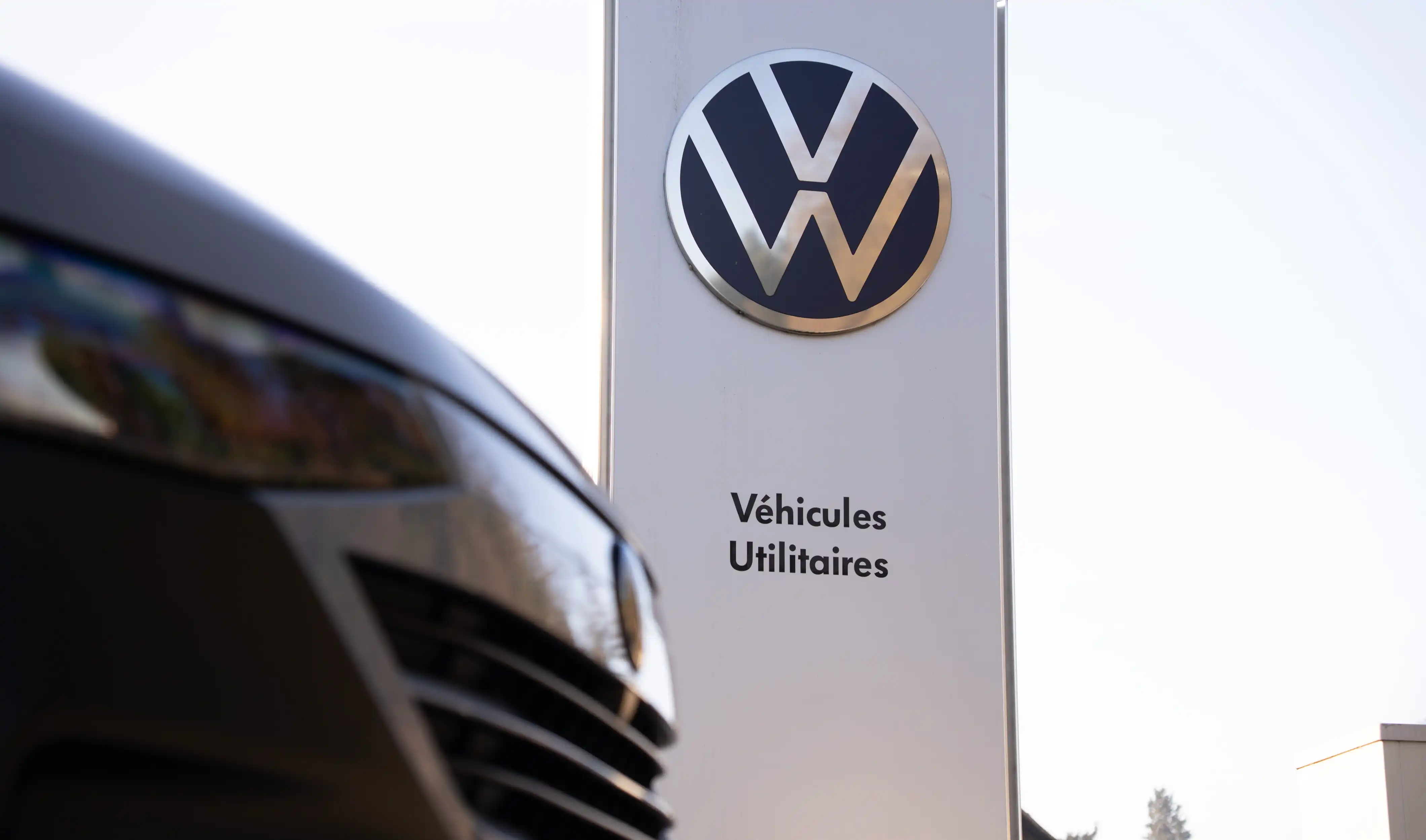 VOLKSWAGEN Utilitaires BYmyCAR Saint-Etienne Nord VOLKSWAGEN Utilitaires BYmyCAR Saint-Etienne Nord