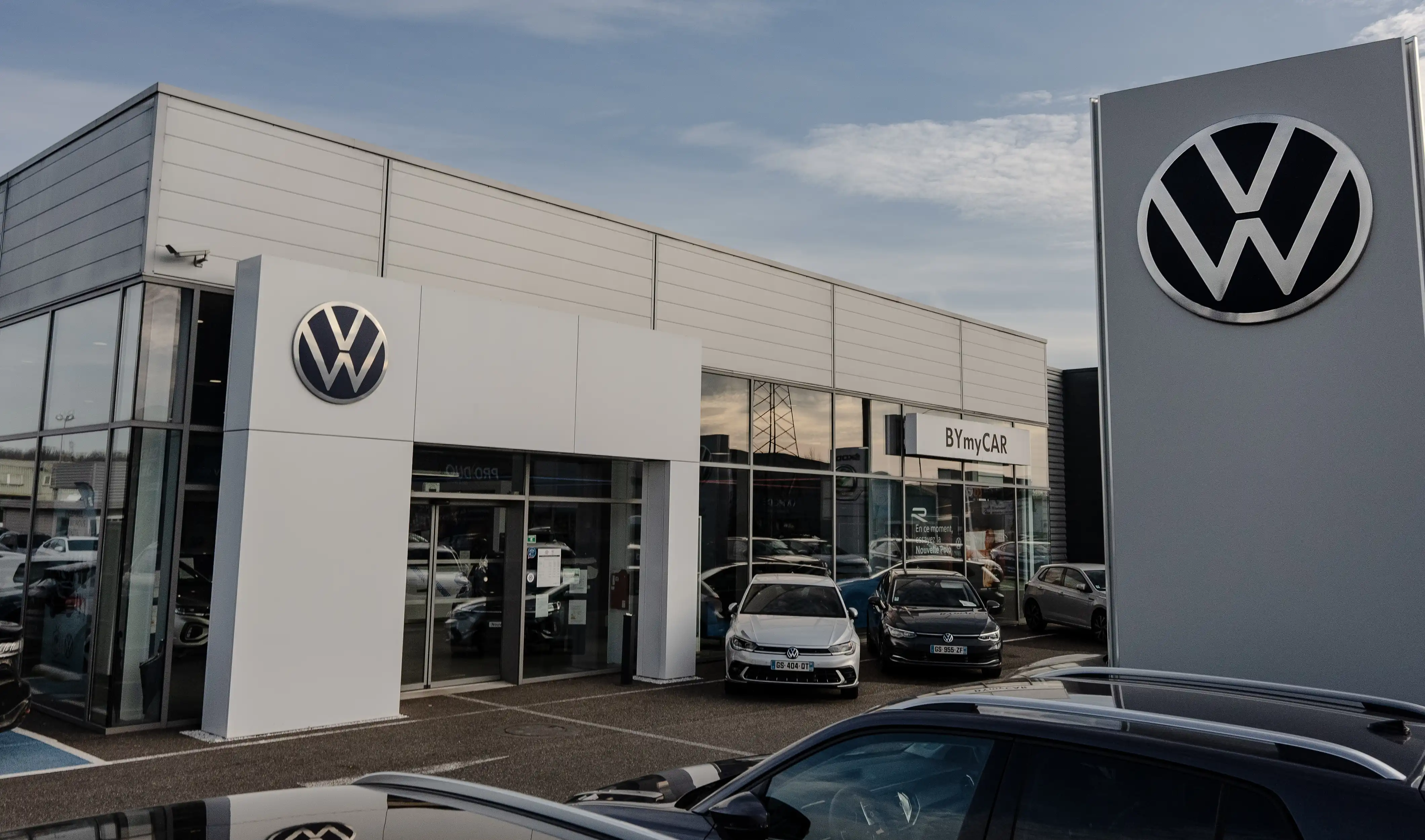 VOLKSWAGEN BYmyCAR Villefranche-sur-Saône VOLKSWAGEN BYmyCAR Villefranche-sur-Saône