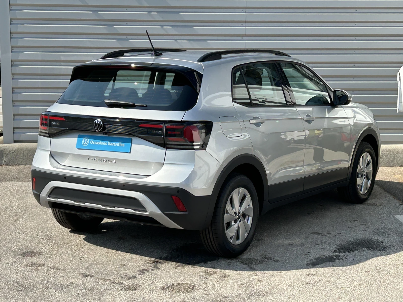 T-CROSS  2