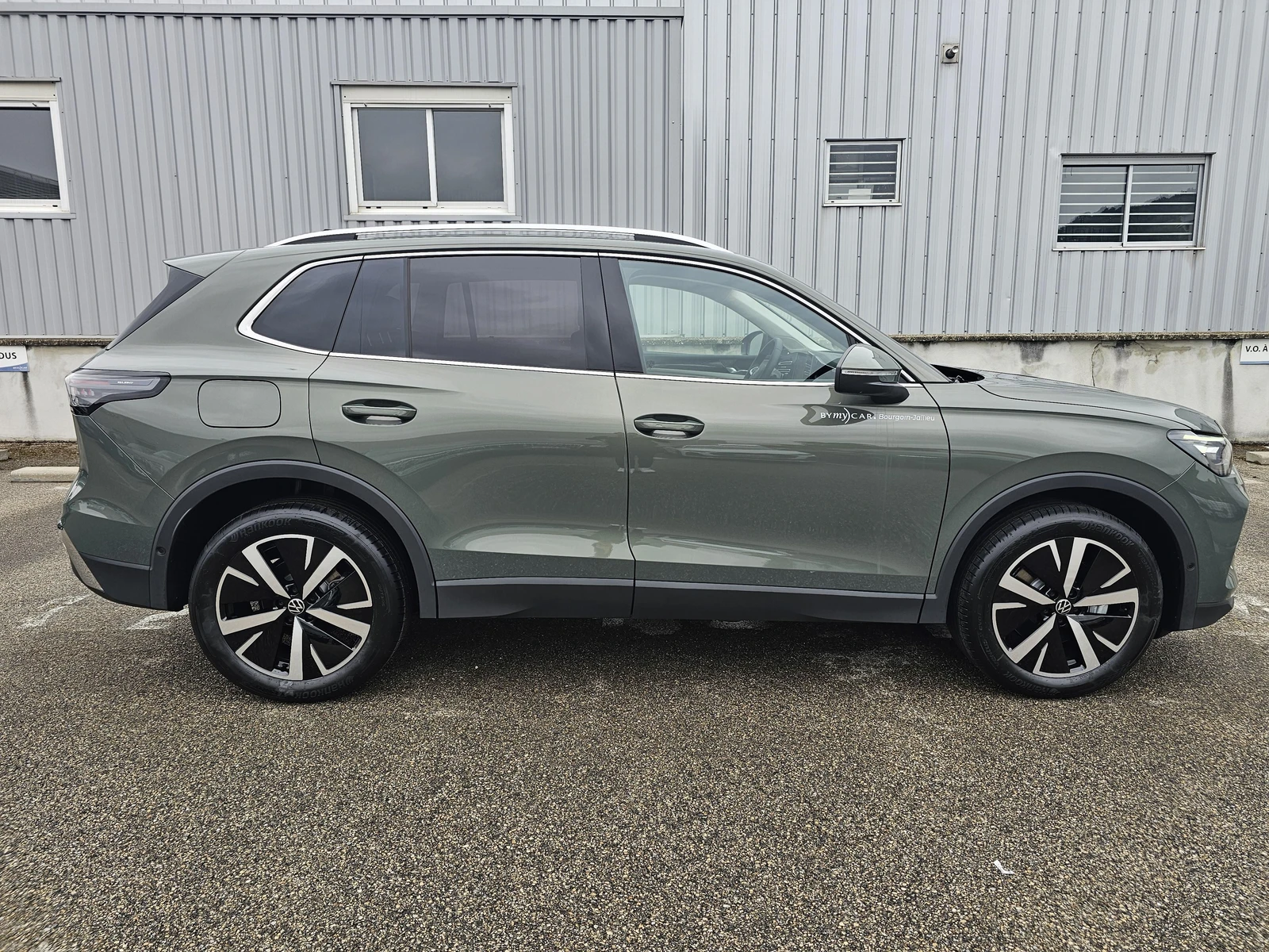 TIGUAN  5