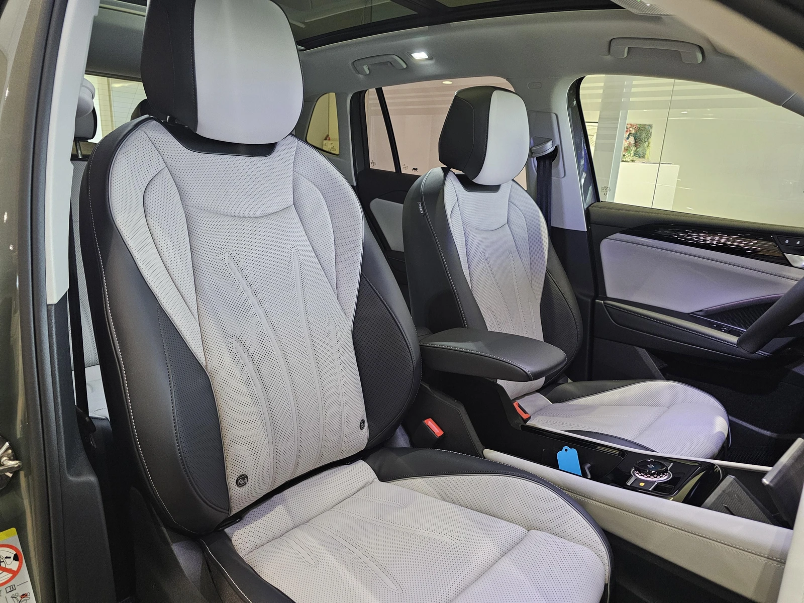 TIGUAN  14