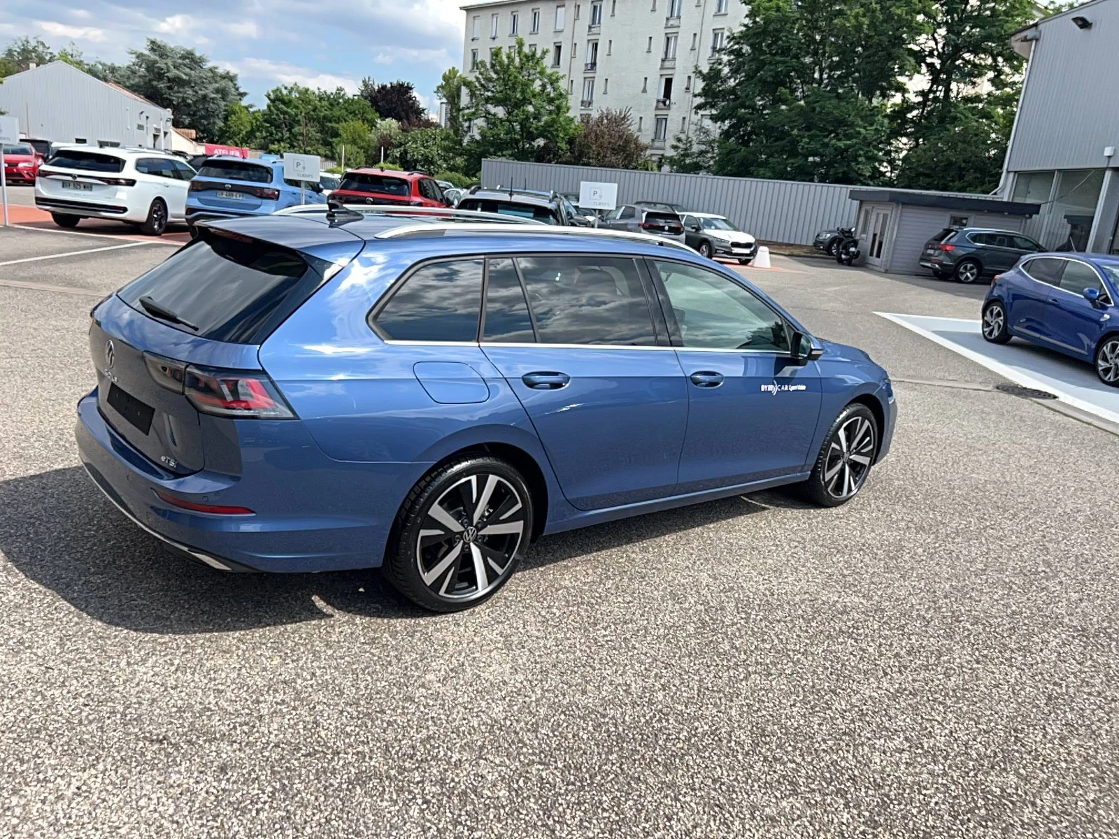 GOLF  5