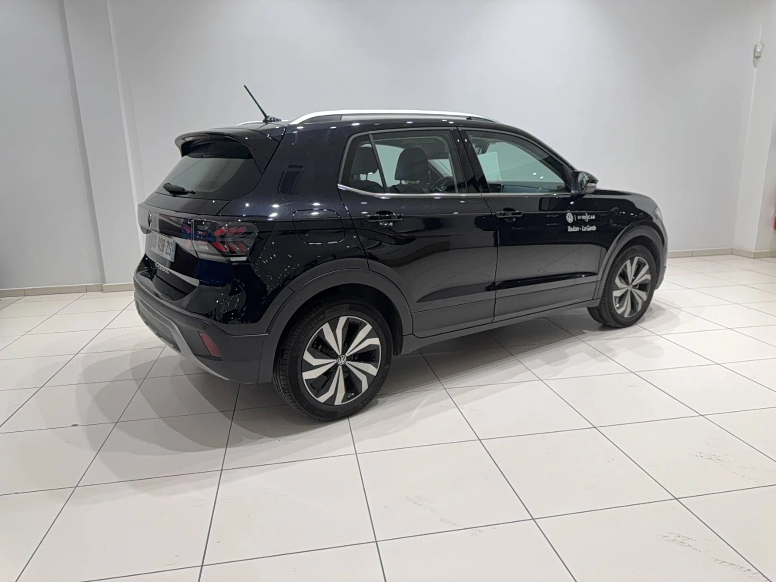 T-CROSS  5