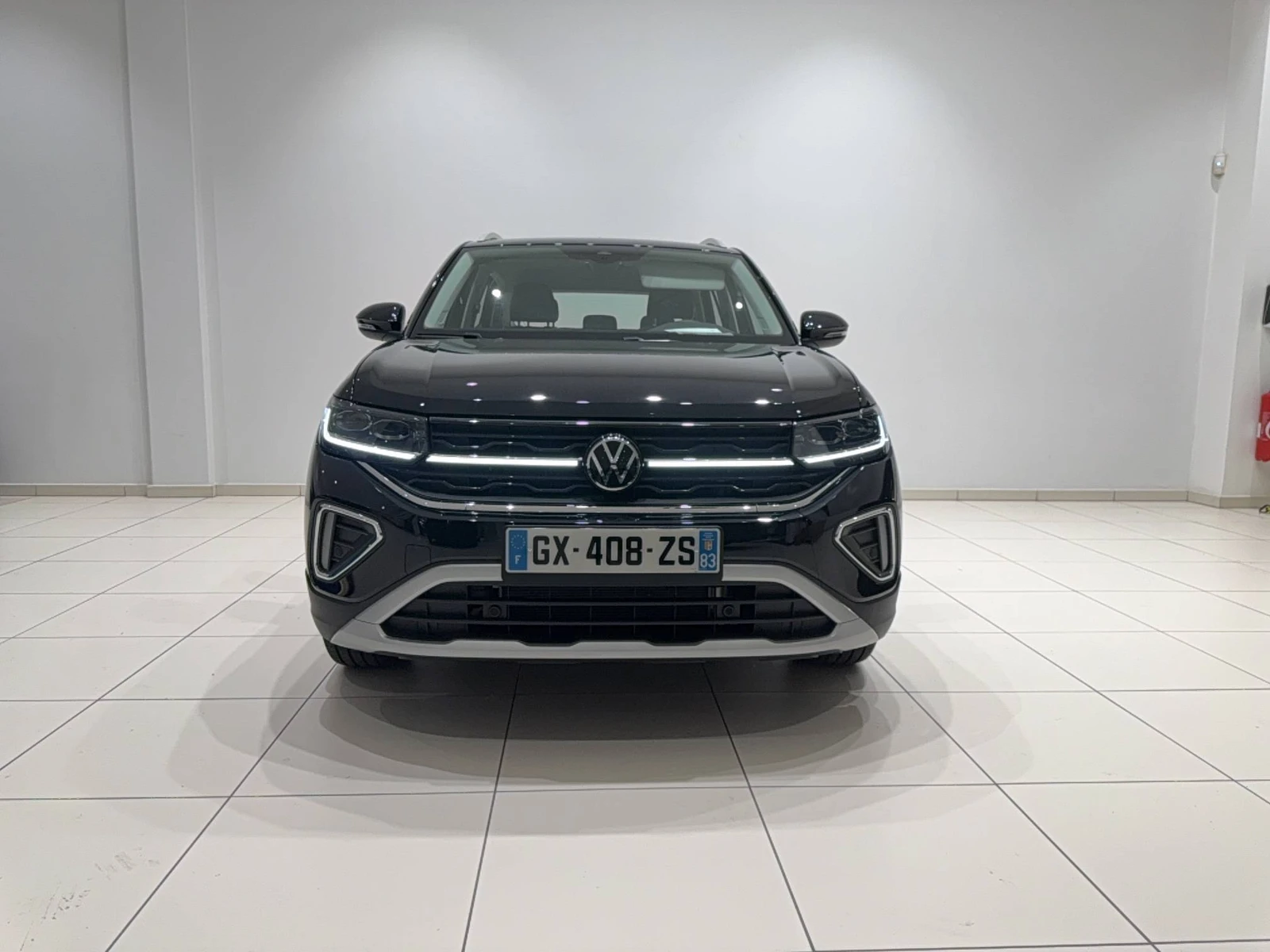 T-CROSS  8