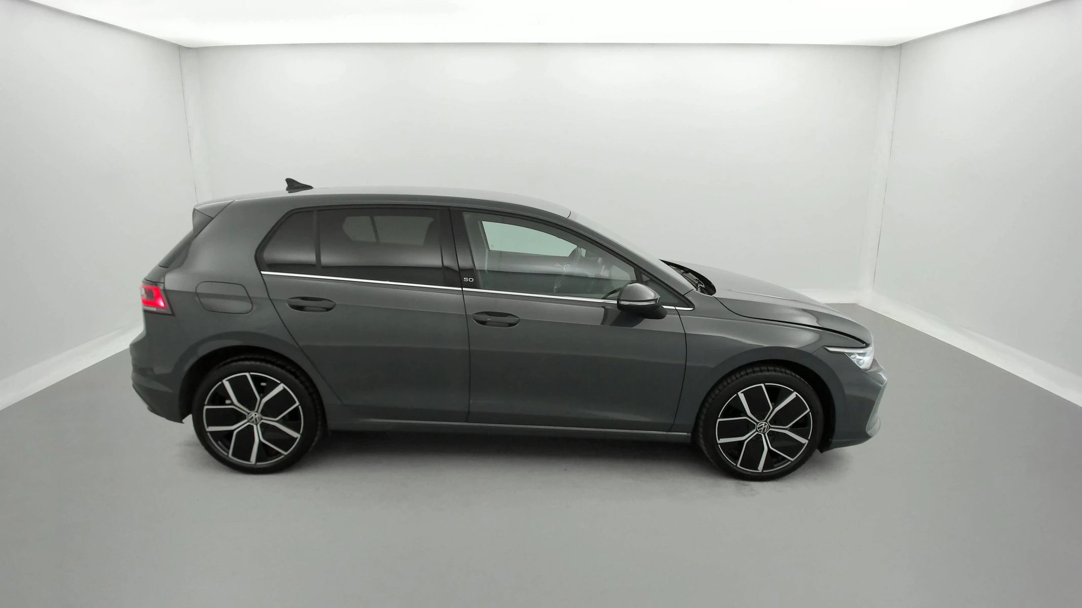 GOLF  6