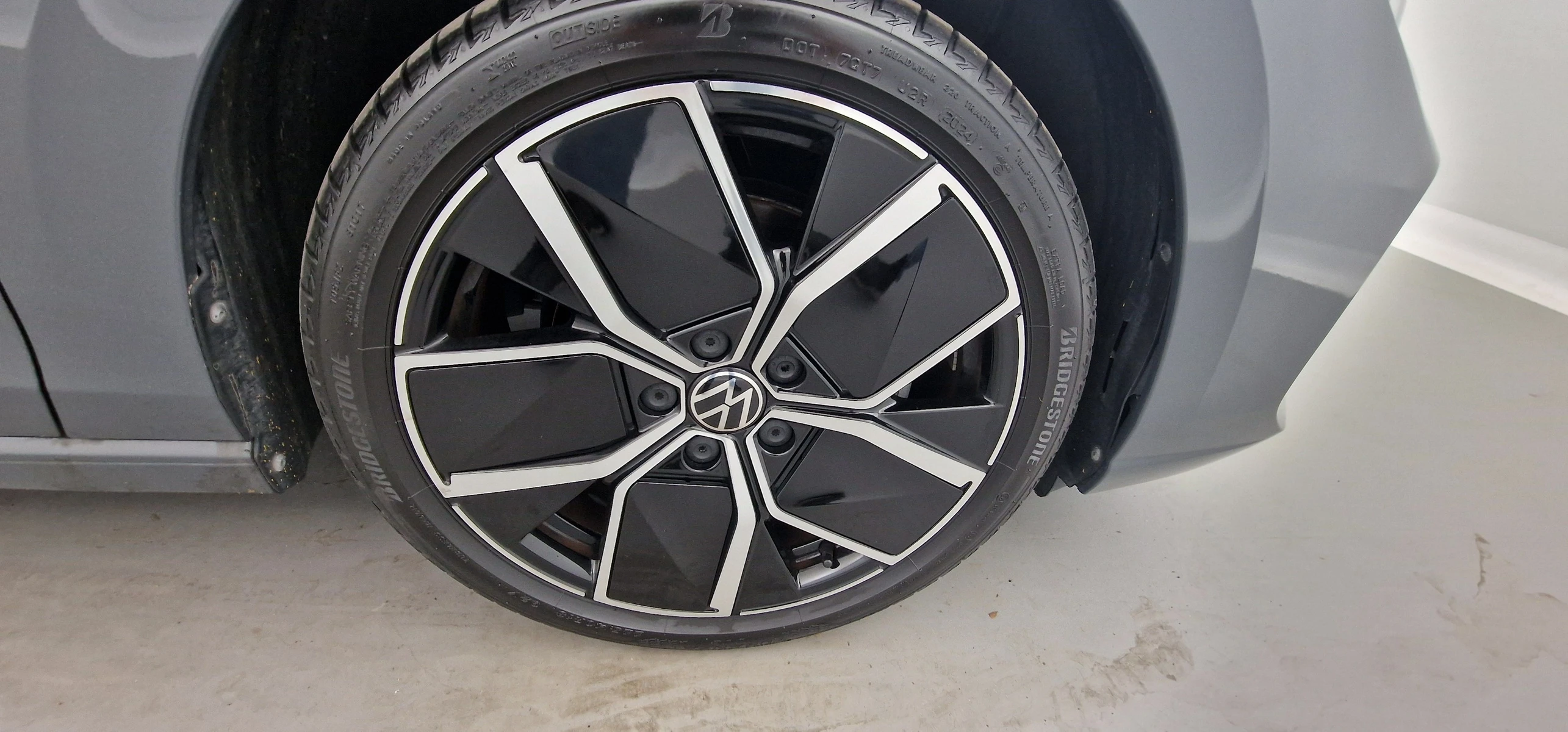 GOLF  12