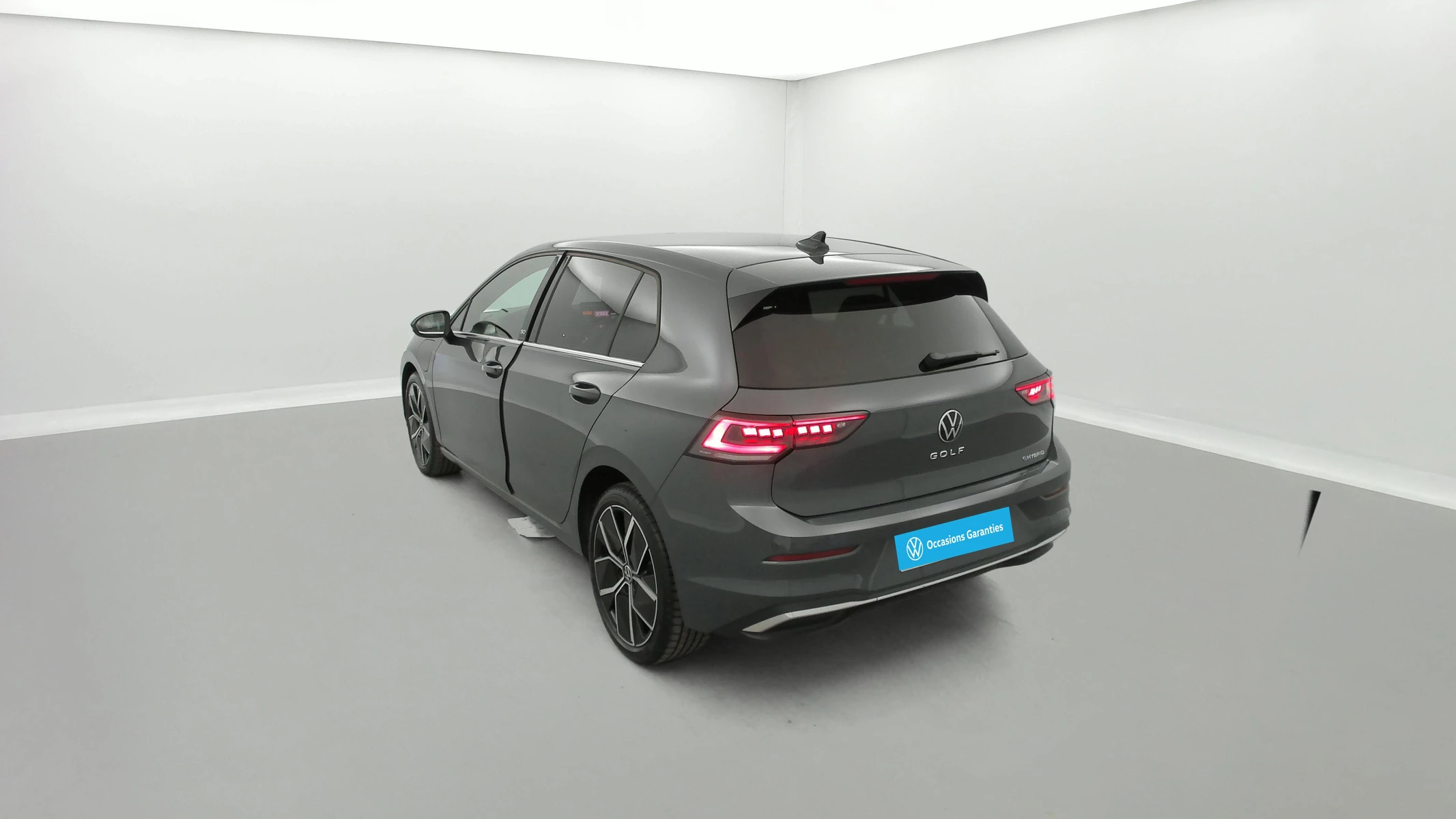 GOLF  3